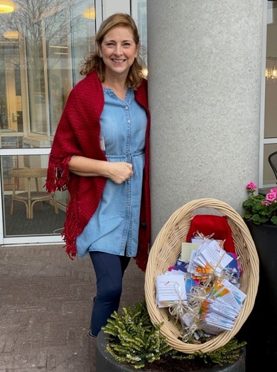 Foto Overhandiging Cadeaubonnen Lt