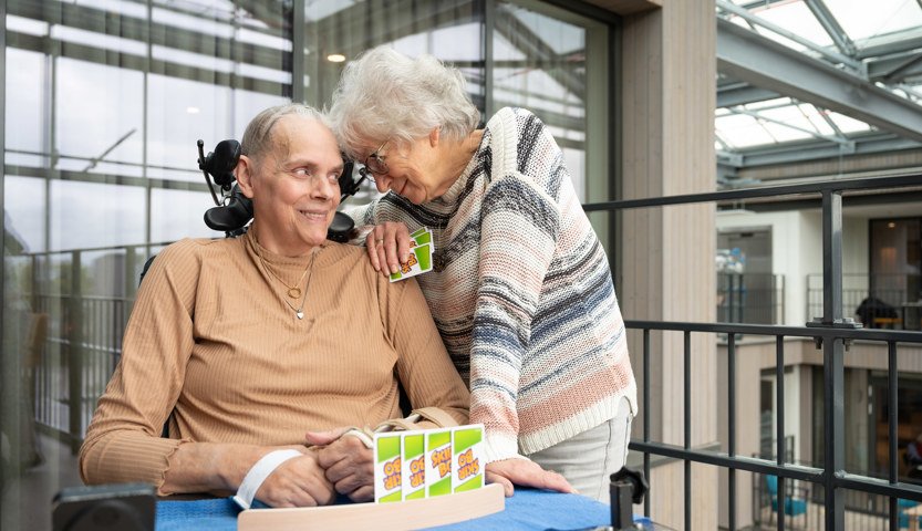 LTR Vrijwilligster Met Bewoonster 16